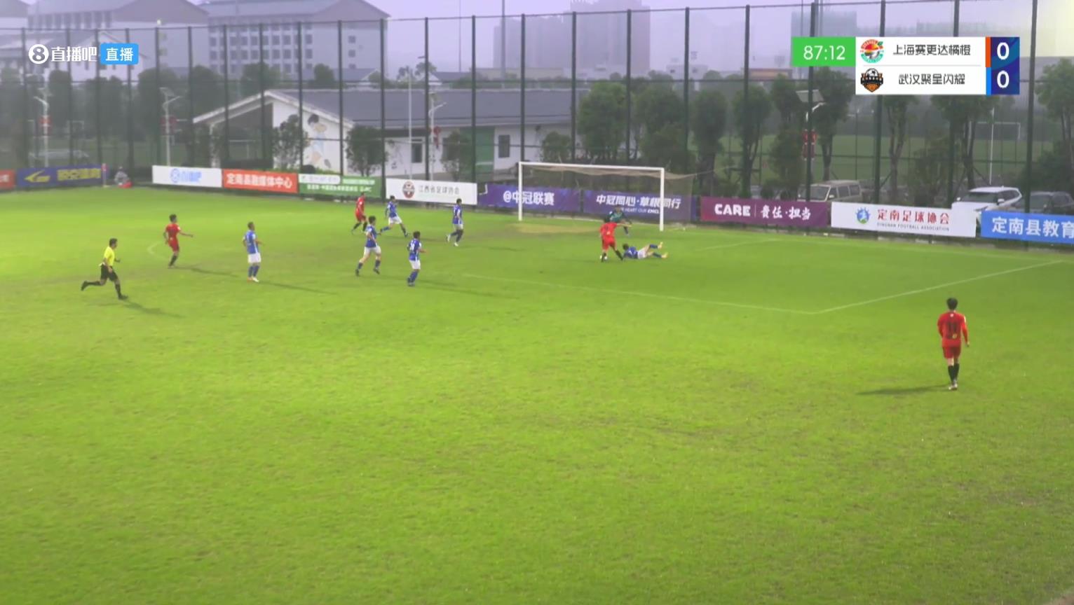 員工瘋狂助攻老板！58歲老板朱駿中冠替補完成絕殺