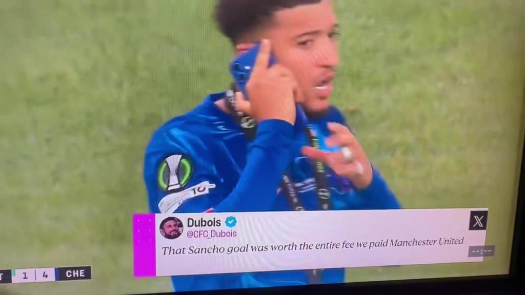 直接攤牌！桑喬賽后在場(chǎng)上煲電話粥，大聲說自己不回曼聯(lián)